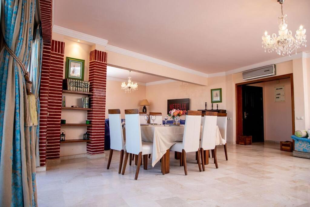 Spacious Beachview Condo Marina - Families Only Agadir Kültér fotó